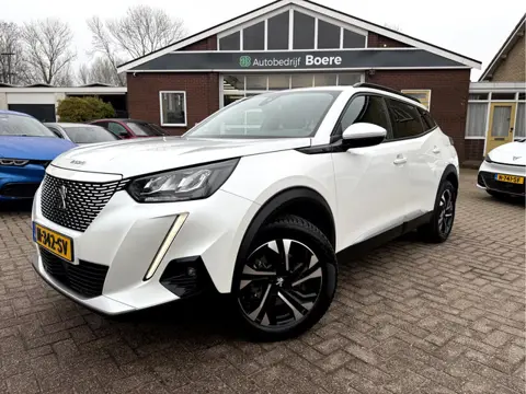 Peugeot e-2008 EV Allure Pack 50 kWh SOH 91,3%, Camera, Carplay, Stoelverwarming