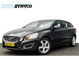 Volvo V60 1.6 T4 Kinetic I Cruise Control I Trekhaak I Climate Control I Navi I Automaat I Volledig 