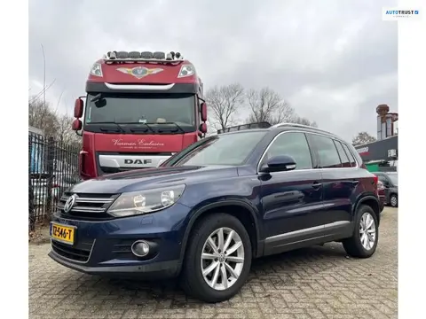 Volkswagen Tiguan 1.4 TSI Sport&Style/Panoramadak/Trekhaak/Camera/Navi/Dealer onderhouden/Cruise/Air