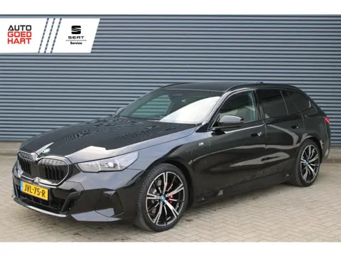BMW 5 Serie Touring 530e xDrive M-Sport Pro Bowers & Wilkins Trekhaak LED Stoelkoeling/verwarming