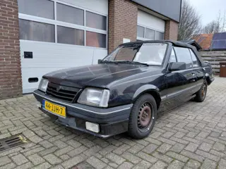 Opel ASCONA Cabrio