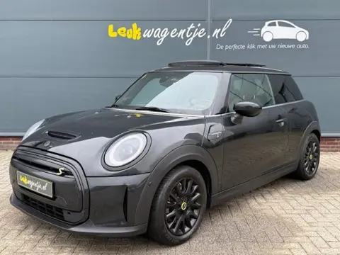 Mini Mini Electric Classic 33 kWh *schuifdak *camera *headup