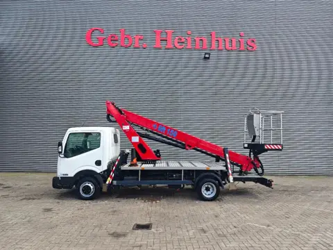 Nissan Cabstar 35.12 NT400 CTE B-Lift 150 Pro 6 Pieces!