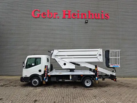 Nissan Cabstar 35.12 NT400 CTE ZED 20.2HV (bj 2015)