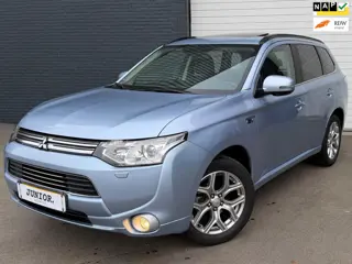 Mitsubishi Outlander 2.0 PHEV instyle SCHUIFDAK/LEDER/STOELVERWARMING/CRUISE