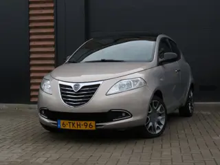 Lancia Ypsilon 0.9 TwinAir Automaat Platinum Airco Cr-Control Panoramadak Nw APK
