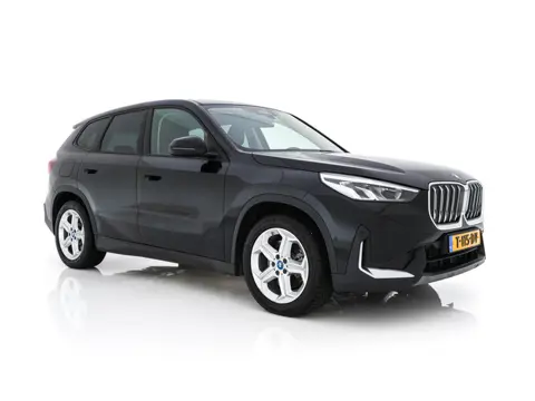 BMW iX1 xDrive30 Launch Edition 67 kWh [ 3-Fase-11kW ] {SOH-100%} (INCL-BTW) Aut. *FULL-LED | DIGI-C