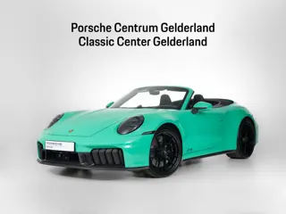 Porsche 911 Carrera 4 GTS Cabriolet