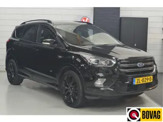 Ford Kuga 1.5 EcoBoost ST Line AWD // CLIMA // NAVI // CARPLAY // STUUR&STOELVERWARMING // TREKHAAK 