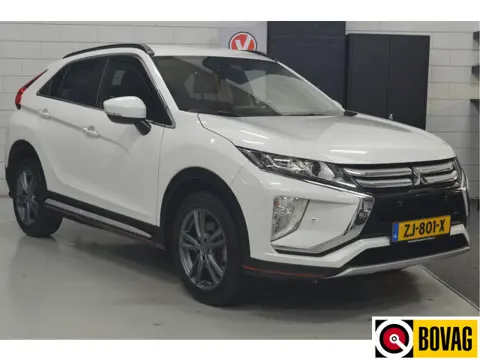 Mitsubishi Eclipse Cross 1.5 DI-T Intense S // LEDER // STOELVERWARMING // TREKHAAK // H.U.D. // CLI
