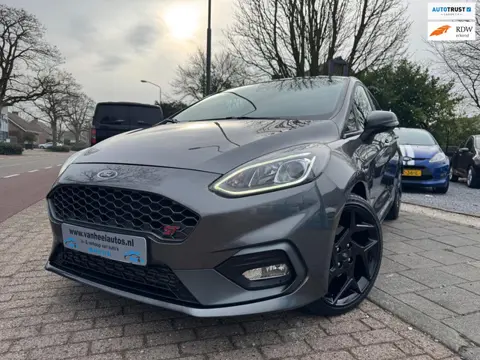 Ford FIESTA 1.5 EcoBoost ST-3 A-C Elek Pakket 18” CarPlay