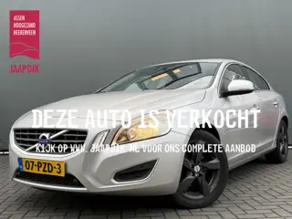Volvo S60 BWJ 2011 1.6 180 PK T4 Momentum AUTOMAAT / TREKHAAK / CRUISE / CLIMA / NAVI / PARKEERSENSO