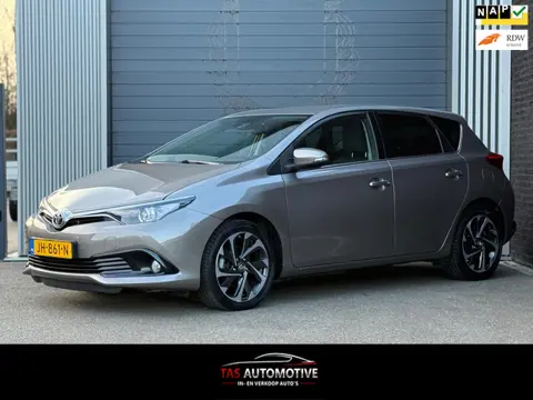Toyota Auris 1.2T Dynamic 2e EIG / AUTOMAAT / NAVI / NAP