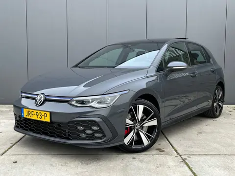 Volkswagen Golf 1.4 eHybrid GTE Plug-In Hybrid 245PK | Adaptive Cruise | Camera | IQ Light | Panoram