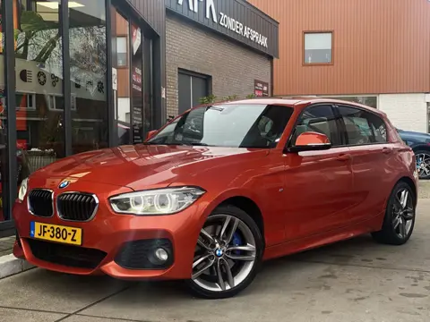 BMW 1-serie 120i M Sport Edition | Pano| Navi Pro| Stoelverwarming| Parkeersens.