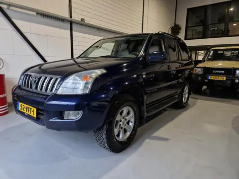 Toyota LandCruiser 3.0 D-4D SX Grijs Kenteken
