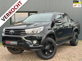Toyota HiLux 2.4 Executive Grijskenteken 5P BE