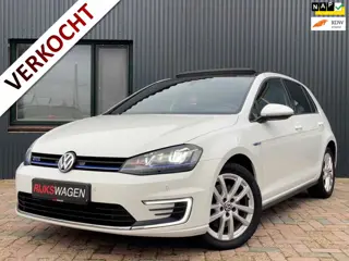Volkswagen Golf 1.4 TSI GTE Panorama Keyless