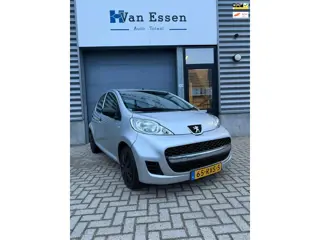 Peugeot 107 1.0-12V XR