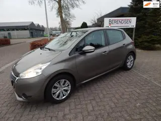 Peugeot 208 1.2 VTi Blue Lease Executive 5 DRS GOED LEZEN !