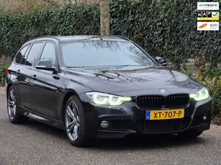 BMW 3-serie Touring F31 M Sport Apple CarPlay 6WB virtual dash Breedset NAP NL 318i M Sport Edition