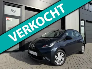 Toyota Aygo 1.0 VVT-i x-play|1e eigenaar|Weinig km|Camera|5D