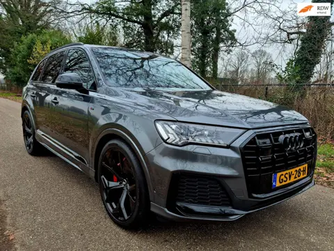 Audi Q7 60 TFSI e quattro Competition . Head-up . Sportstoelen. Panodak