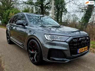 Audi Q7 60 TFSI e quattro Competition . Head-up . Sportstoelen. Panodak