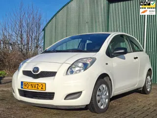 Toyota Yaris 1.0 VVTi Acces 1e Eigenaar!/Airco/Elek. ramen/NEW APK/ NAP!