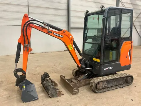Doosan DX 19 (bj 2020)