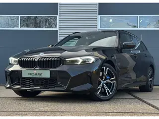 BMW 3-serie Touring 330e High Executive |Pano |M Perf. stoelen |H&K |Wide screen |Sfeer |Memory| Hea