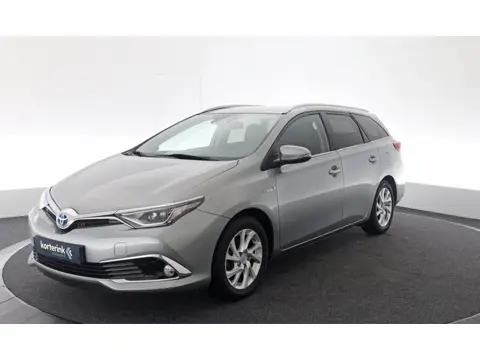 Toyota Auris Touring Sports 1.8 Hybrid Executive | Stoelverwarming | Navi