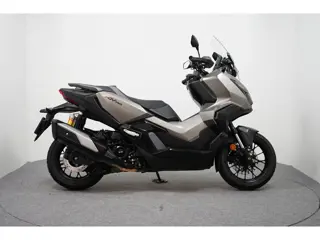Honda ADV 350 ABS GERESERVEERD RS (bj 2025, automaat)