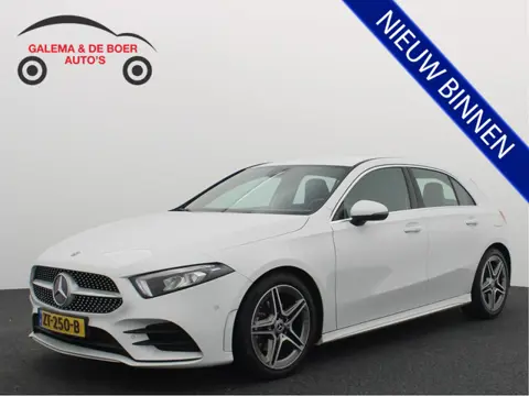 Mercedes-Benz A-klasse 180 Business Solution AMG WIDESCREEN / FULL LED / CARPLAY / CAMERA / STOELVER