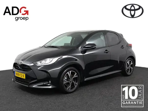 Toyota Yaris 1.5 Hybrid 115 Dynamic | Blind Spot Monitor | Stoel / Stuurverwarming | Dodehoek detect