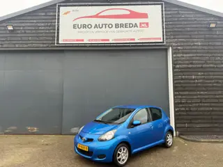Toyota Aygo 1.0-12V Comfort Navigator Automaat