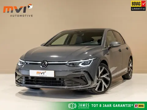 Volkswagen Golf 1.5 eTSI R-Line / 150pk / Panorama dak / Harman Kardon / Stoel en stuurverwarming /