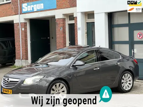 Opel Insignia 2.8 T Executive 4x4-dak-goed onderhouden