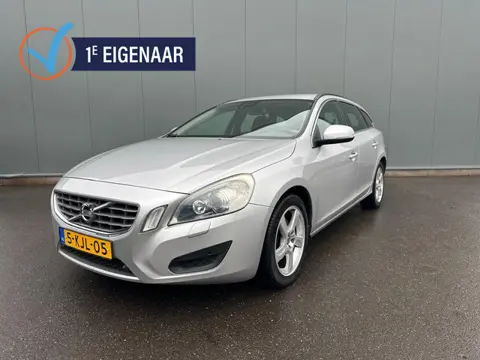Volvo V60 1.6 T4 Summum DEALER ONDERHOUDEN ! (bj 2012)