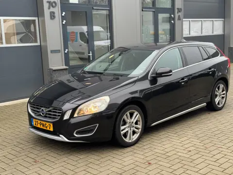 Volvo V60 1.6 T3 Momentum