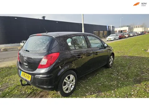 Opel Corsa 1.2-16V '111' Edition