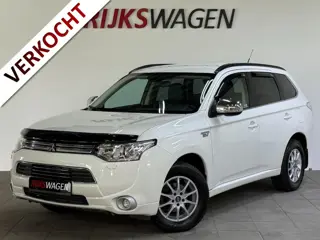 Mitsubishi Outlander 2.0 PHEV Instyle+ 4WD/Camera/Navi