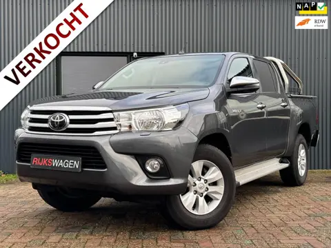 Toyota HiLux 2.4 D-4D-F Double Cab 2P NAP