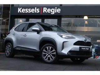 Toyota Yaris Cross 1.5 Hybrid Executive Pano JBL HuD 17" BLIS ACC