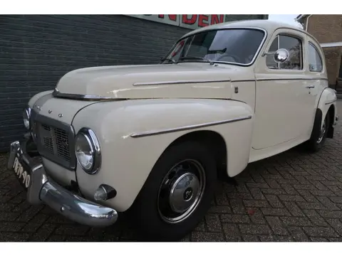 Volvo pv 544 c PV544 Volvo PV544 1965 – Een volledig profesioneel gerestaureerde klassieker.