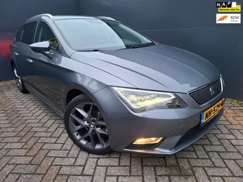 Seat Leon ST 1.0 EcoTSI Style Leder / Camera / Navi / Cruise / PDC