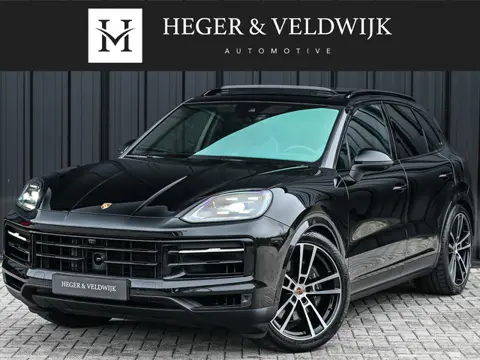 Porsche Cayenne 3.0 E-Hybrid · Sport chrono · Panorama dak · Adaptive cruise · 360 Camera · Keyless 
