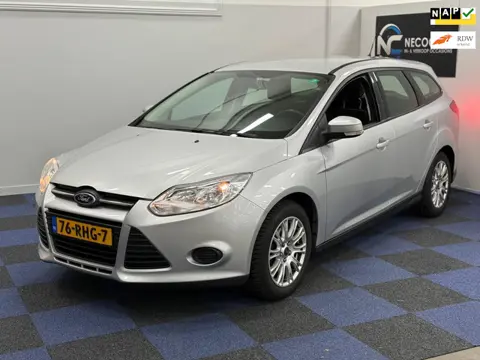 Ford Focus Wagon 1.6 TI-VCT Trend / DEALER ONDERHOUDEN / NETTE AUTO / RIJDT SCHAKELT GOED