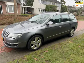Volkswagen Passat Variant 3.2 V6 Highline 4M, Automaat, Lederen bekleding, APK 29-04-2026.