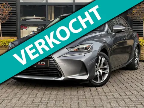 Lexus IS 300h Hybrid Business Line | Eerste Eigenaar | Dealer Onderhouden | Navigatie | Cruise Contr